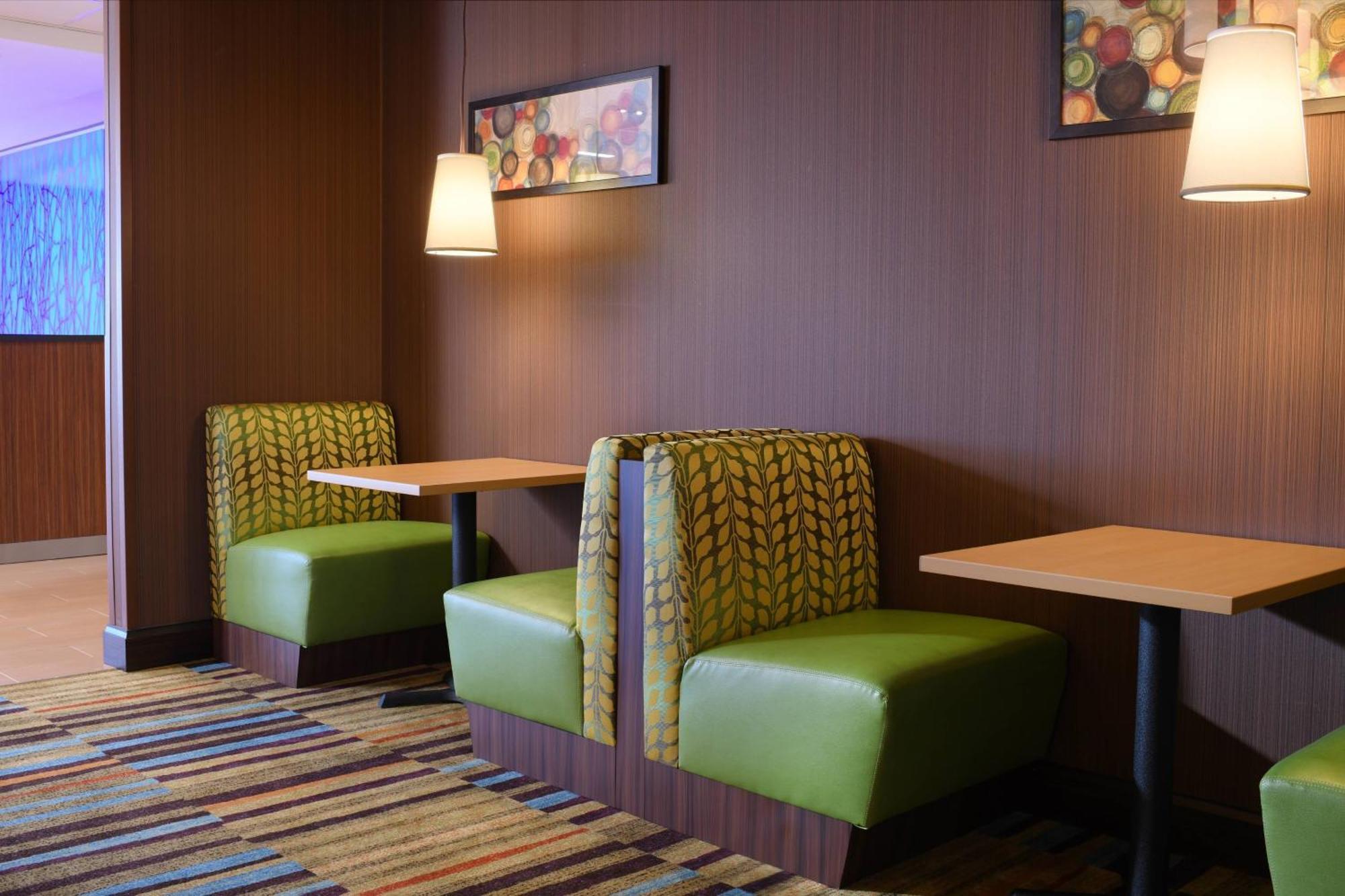 Fairfield Inn & Suites By Marriott Fort Worth South/בורלסון מראה חיצוני תמונה
