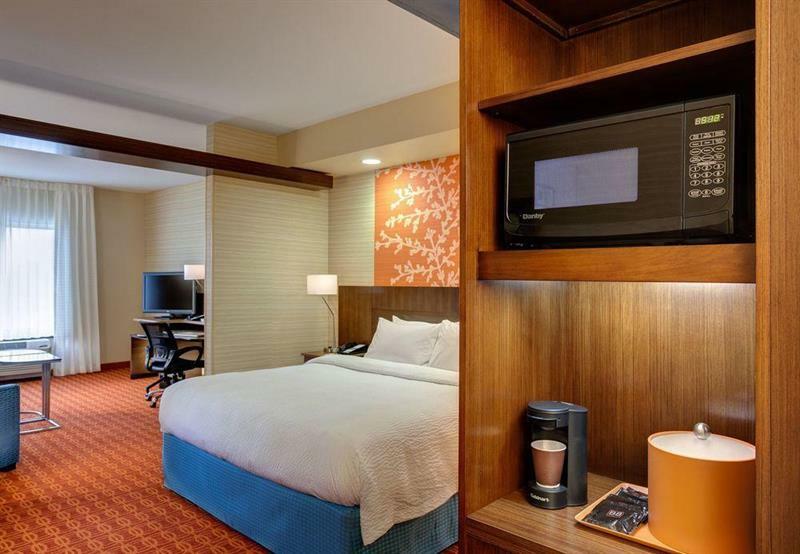 Fairfield Inn & Suites By Marriott Fort Worth South/בורלסון מראה חיצוני תמונה